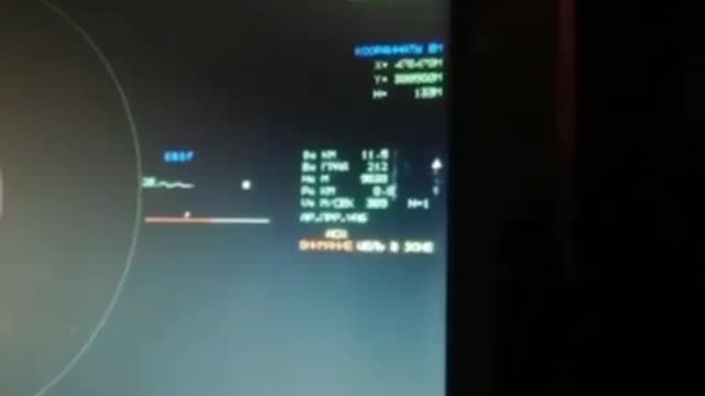 Ukraine War - Tor-M2 hitting a Ukrainian aircraft/UAV