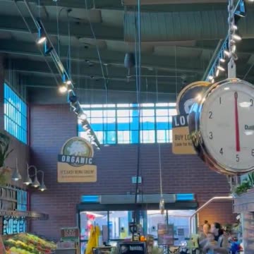 Video shows the moment a magnitude 7.3 earthquake struck Northern California