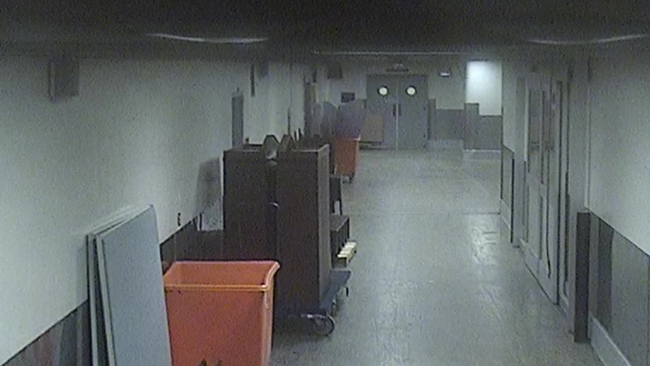 6096RHOBSBLoadingDockHallway_2021-01-06_23h22min04s083ms.mp4