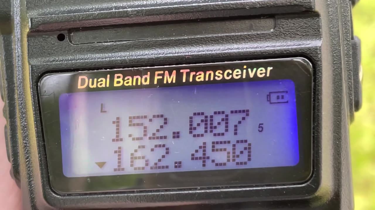 26.860 MHz FM then USB 11 Meter Freeband CB FM Audio Testing Spanish Language [N1NTE SDR] 12 26 2023