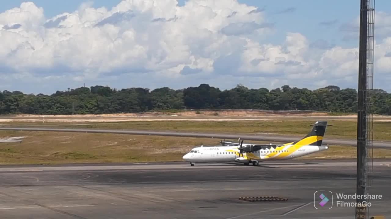 ATR72-600 PR-PDT pousa em Manaus vindo de Itaituba(PA)