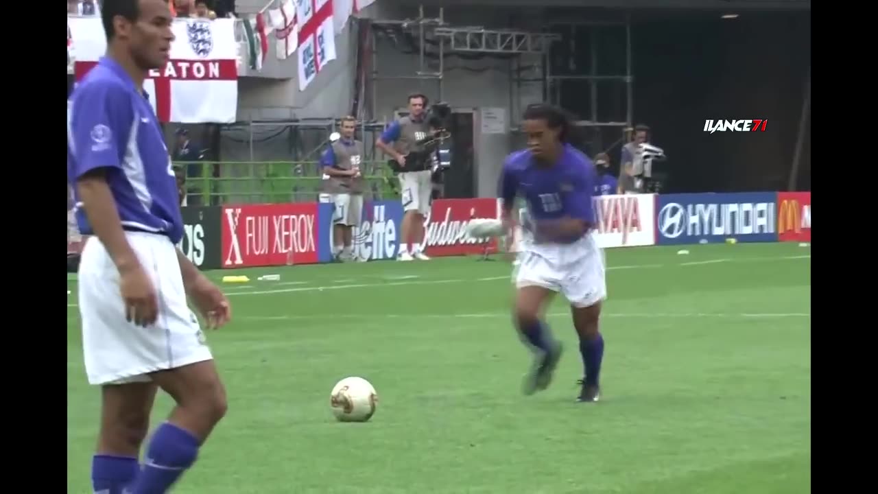 Ronaldinho Goals That SHOCKED The World