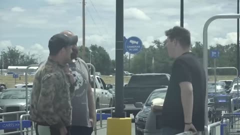 Man Gets ARRESTED Trying To Meet a Boy, But Claims He's CompIetely Straight (Devine, Texas)