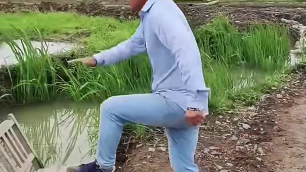 Funny video 🤣