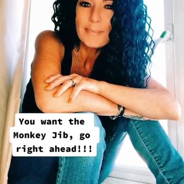 unvaxxed - not buying (3 clips)