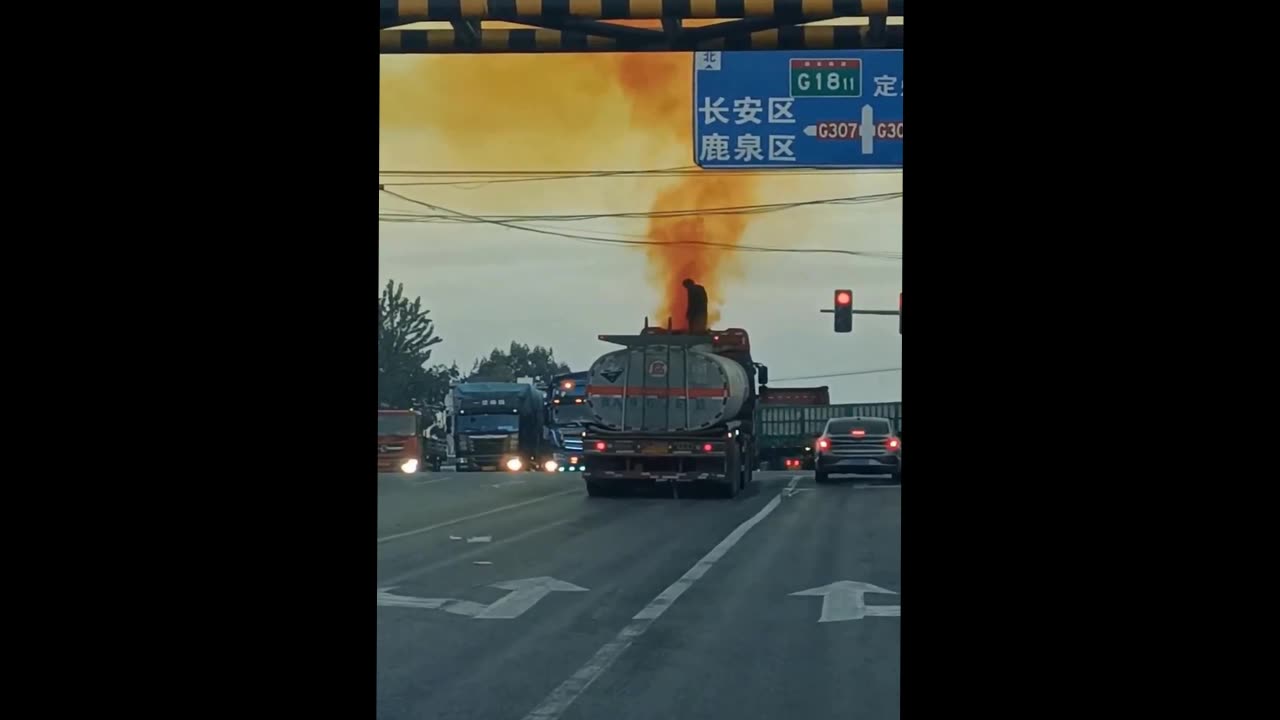 Nitric Acid Tanker Erupts Into Driver's Face