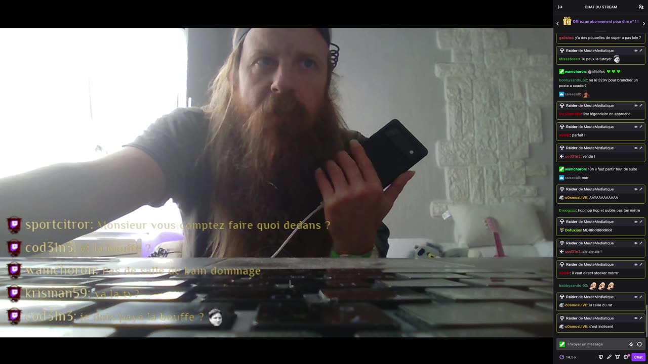 2023-04-18 (3bis) - Coup de fil pour un nouveau local sous-terrain - Twitch RadioLibre