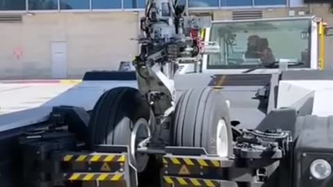 Boeing 777 ready for push back.