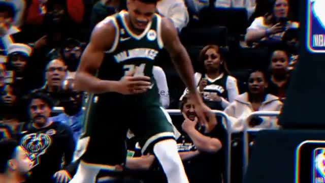 Giannis BULLIES Ben 😤 #nba #shorts