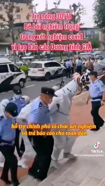 Stanno cominciando ad arrestare i pagliacci del covid❓🤔