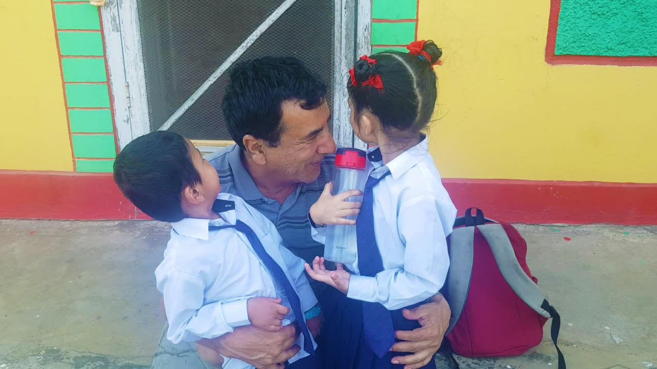 kids meet their grand parents after 1 year