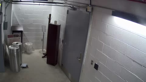 6031RHOBG1G102BEastVestibule_2021-01-06_20h20min03s677ms.mp4