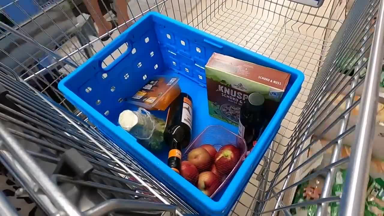 In Duitsland boodschappen doen_ ben je dan goedkoper uit