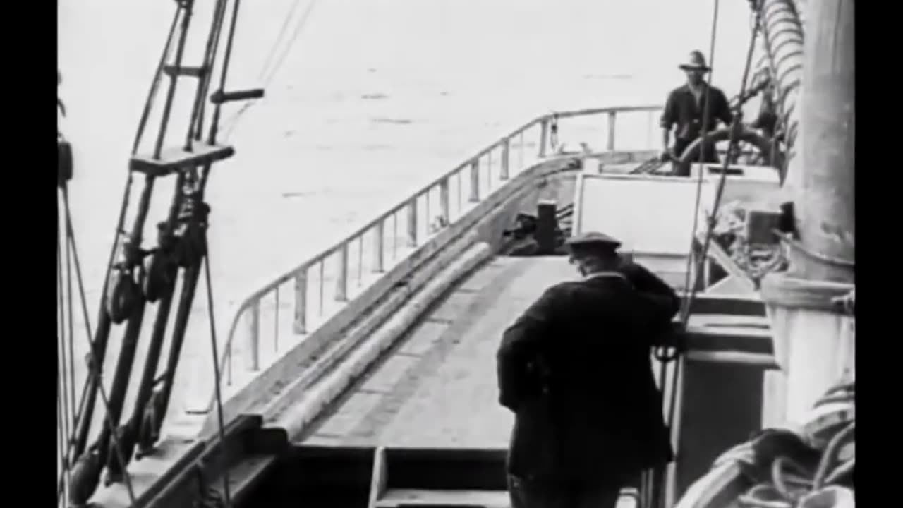 Buster Keaton - The Love Nest (1923)
