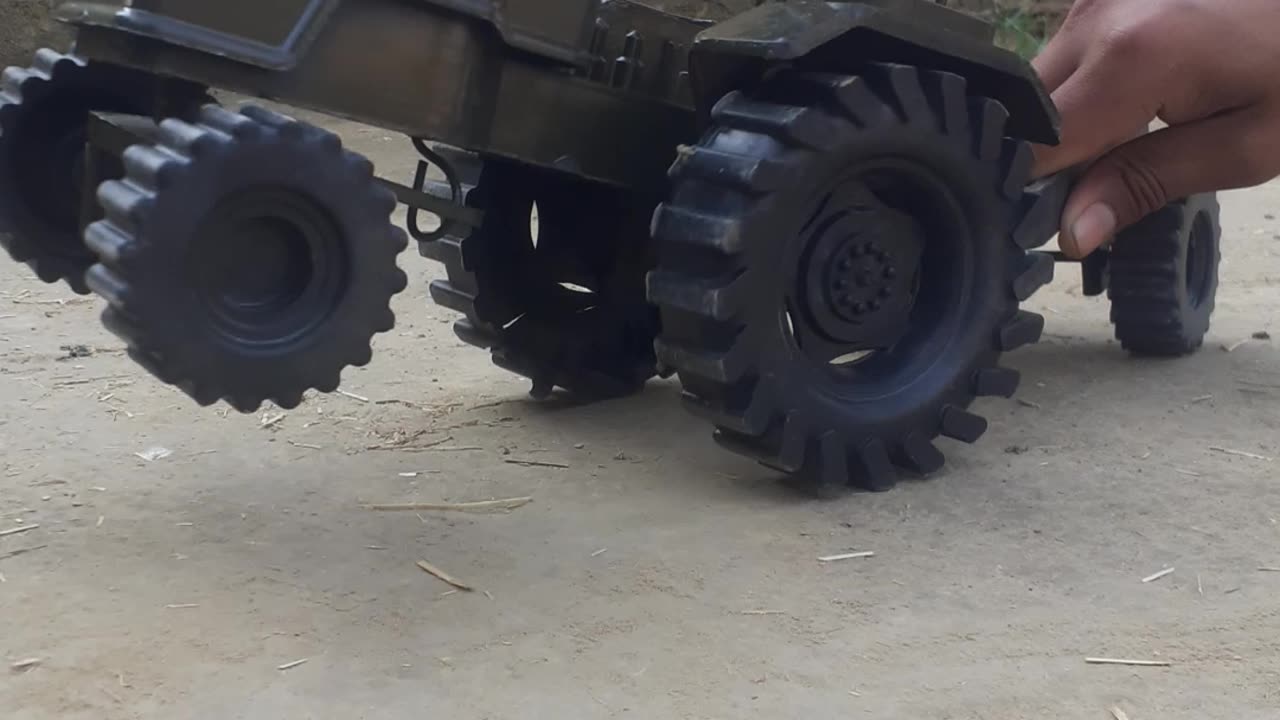 Tractor Toy video viral