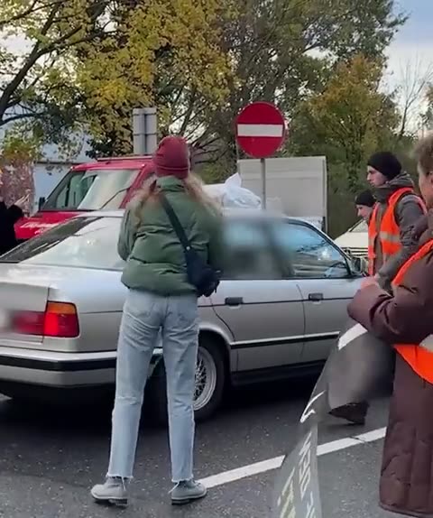 Germany has had it with the clown show