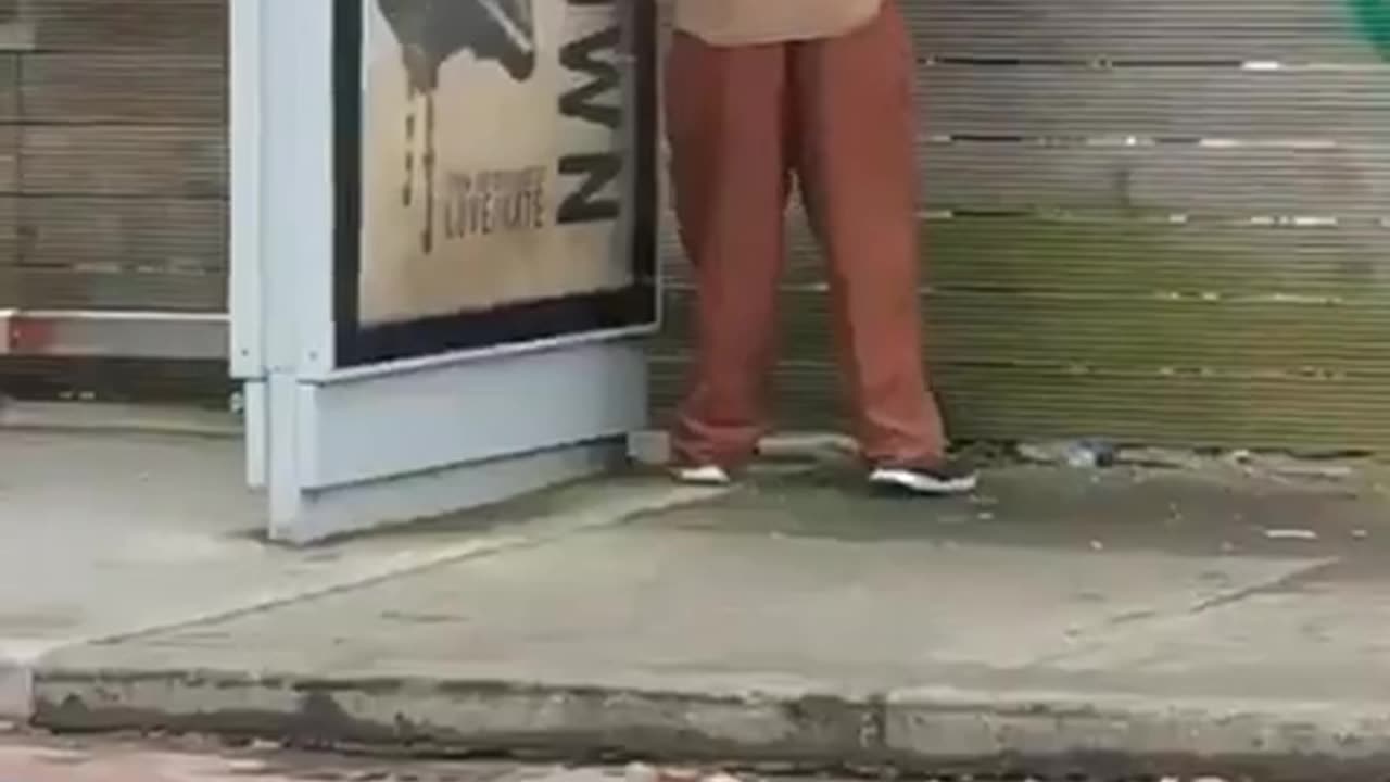 illegal Migrant Caught Masturbating (Having A Wank) in Public, in Broad day Light, in Ireland 🇮🇪☘️👇