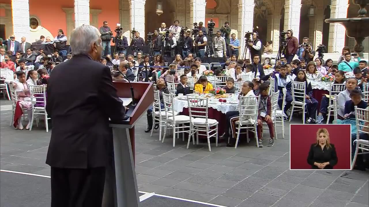 Encuentro con niñas y niños de México, desde Palacio Nacional