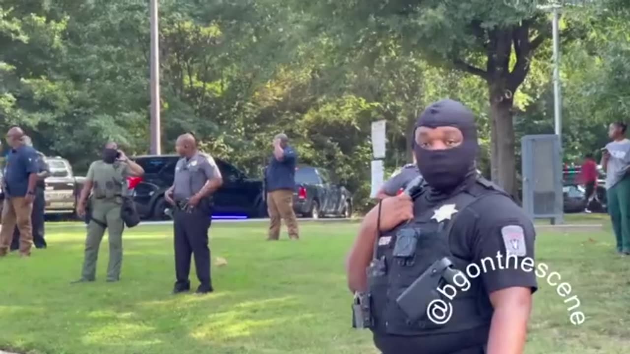 Heavily Armed Police Guarded The Fulton County Jail In Preparation For Trump Arrest