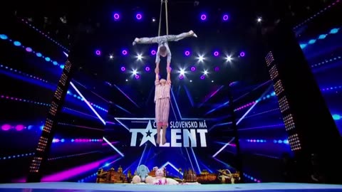 Kid dancers moved judges to tears with emotional aerial dance Performance