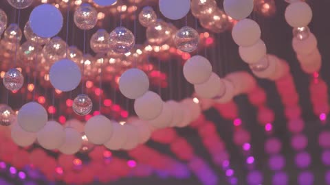 A dynamic lighting welcome