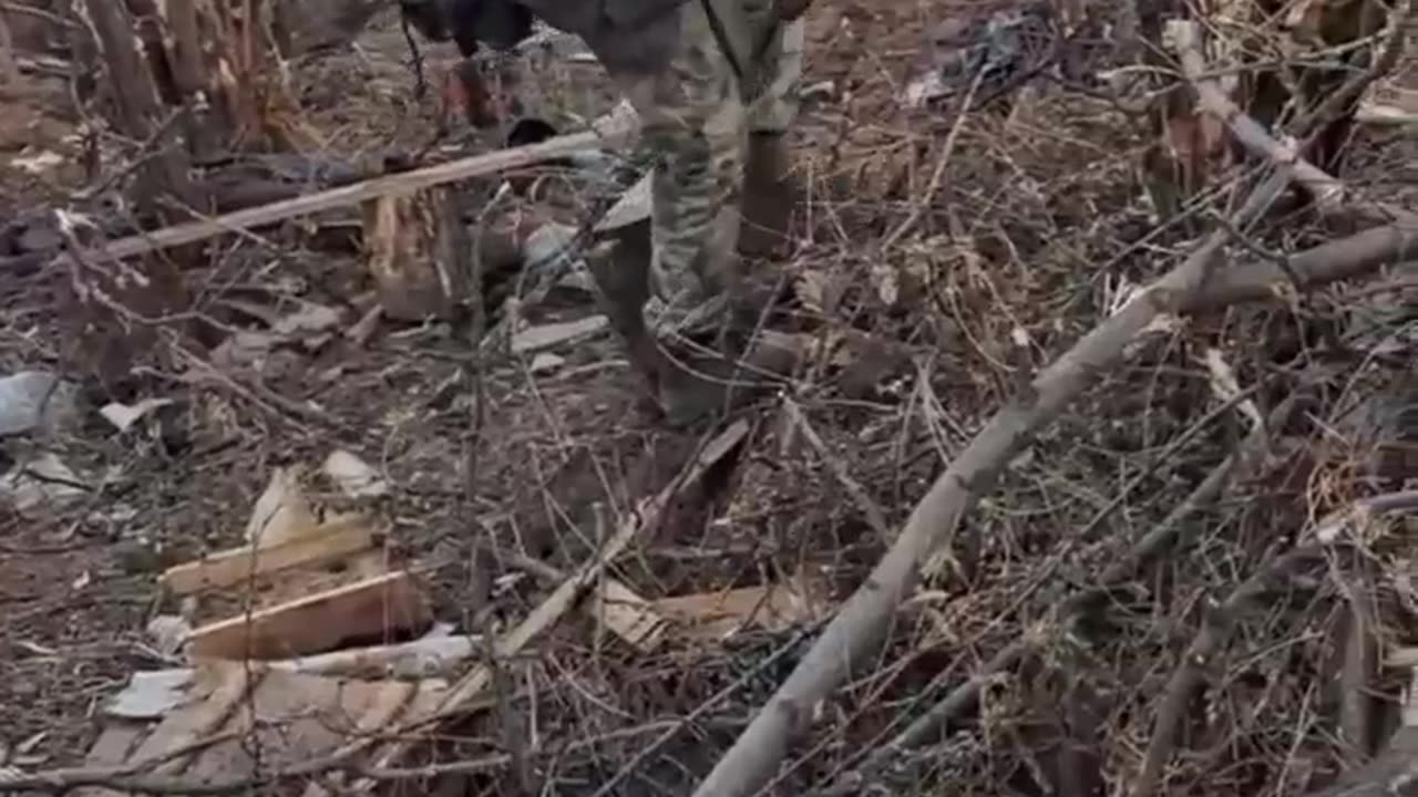 291st Motorized Rifle Regiment of the 42nd Motorized Rifle Division inspect Ukrainians trenches