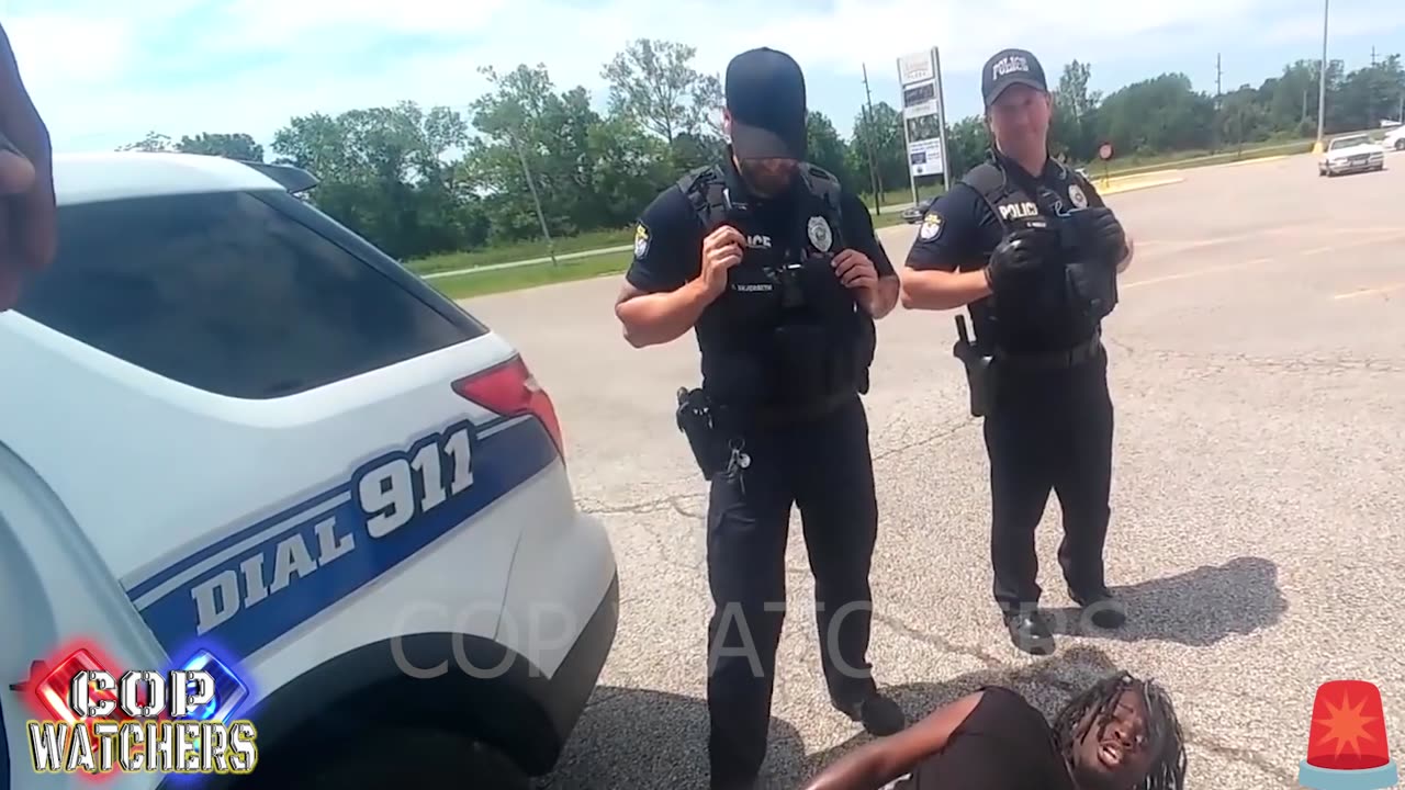 Man Fakes A Seizure Trying To Avoid Arrest! Cops Don't Believe Him LOL