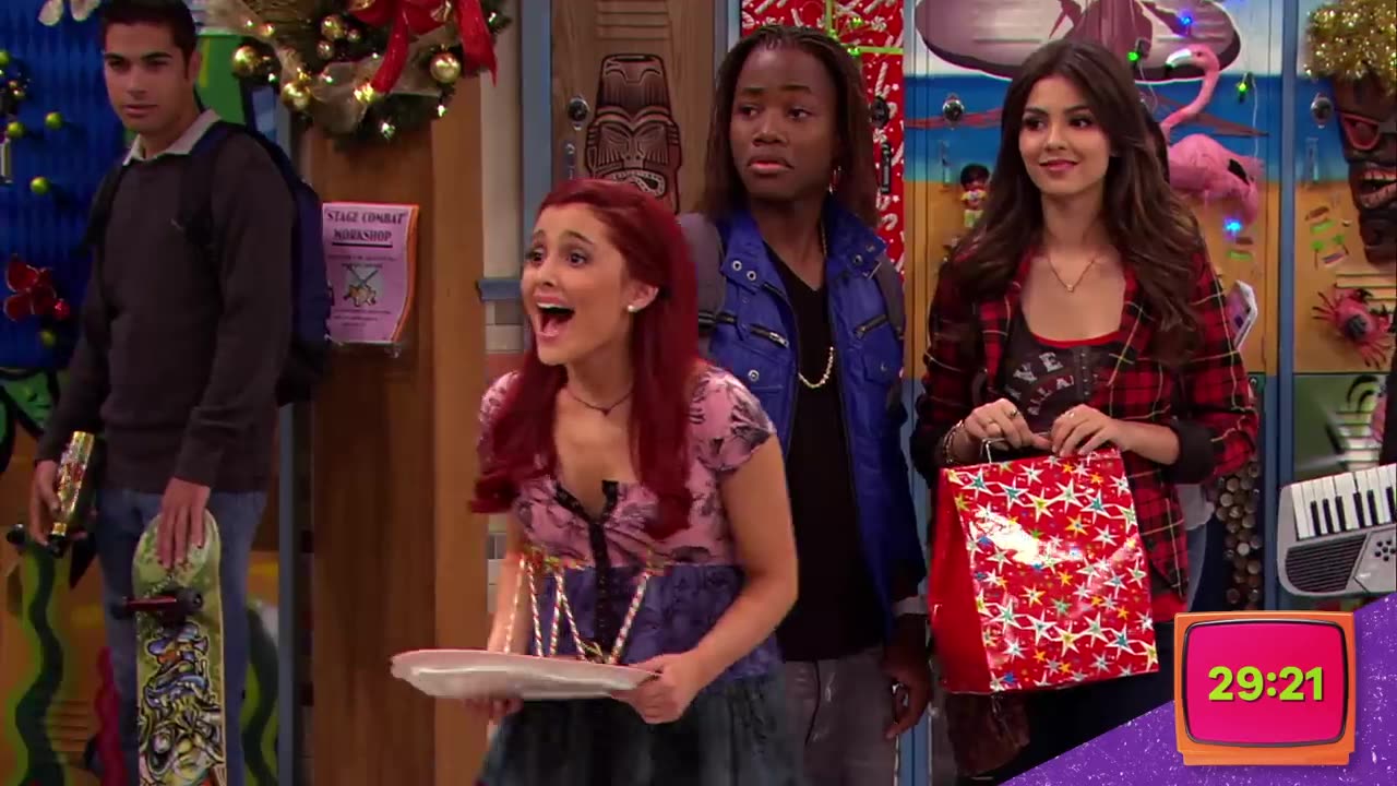 40 Minutes of Ariana Grande as Cat Valentine / Victorius