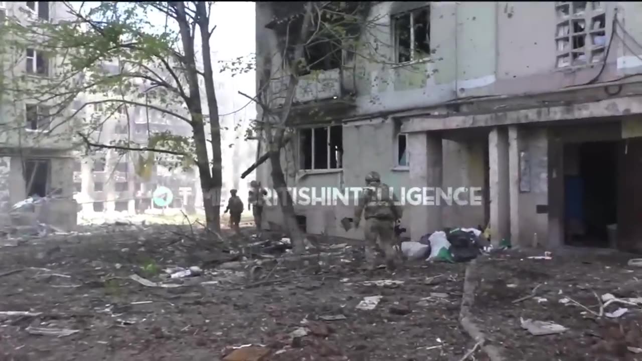 Ukrainian Troops Move Through Western Bakhmut