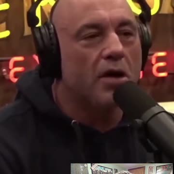 Joe Rogan's SPOT-ON impression of HACK Brian Stelter is the greatest thing you'll watch today🤣