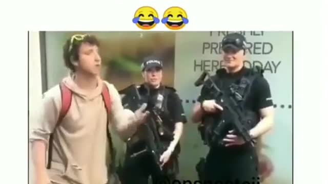 Olha a cara do policial