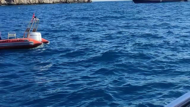 Helicopter rescuers reacue a man on a rock| antalya 2022 yacht video