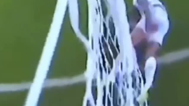 The first soccer player to actually be injured without acting