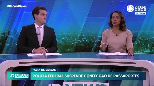 Polícia Federal suspende confecção de passaportes