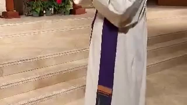 Fr. Drew Conducting Choir Simbang Gabi Recessional