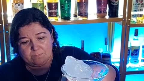 Simulación de Daikiri C. en 56 seg. Curso de Bartender🇨🇱
