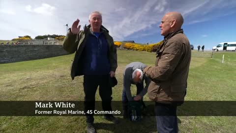 Veterans make 'emotionally challenging' return to Falkland Islands.2