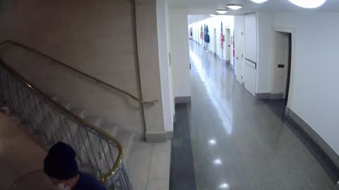 3243LHOB02Stair1_2021-01-06_10h00min00s813ms.mp4