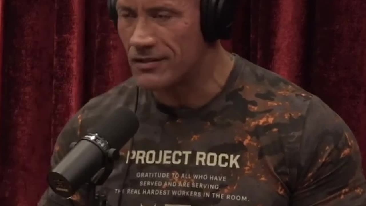 The Rocky Johnson Fight- Joe Rogan, Dwayne 'The Rock' Johnson #jre