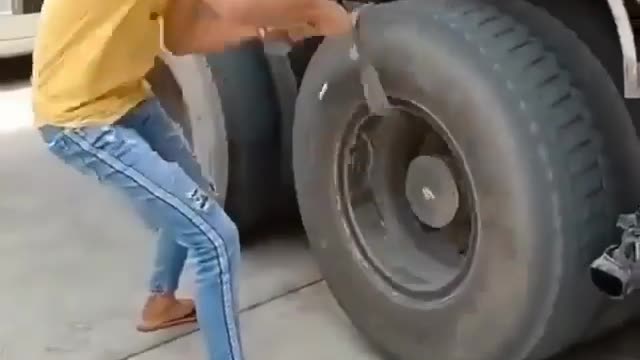 How to start a truck with the drive wheel