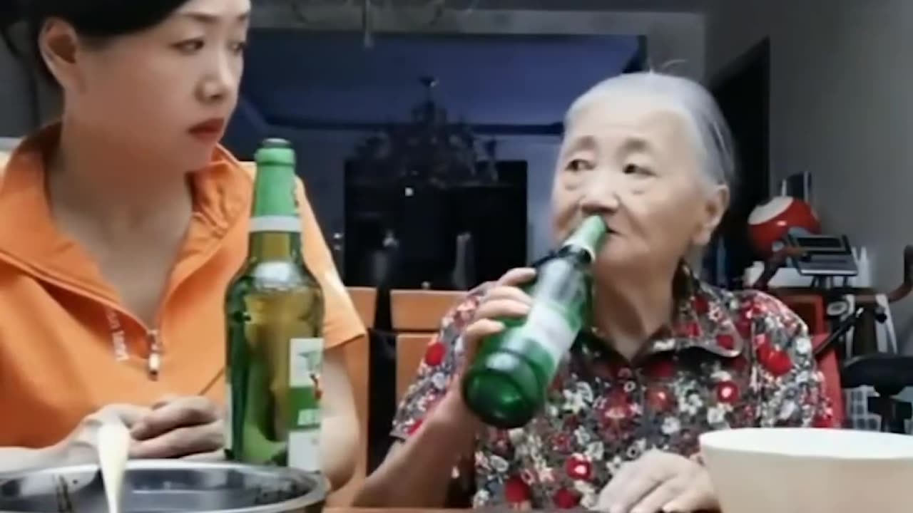 Watch as Granny demonstrates her clever techniques to open a beer bottle with ease!