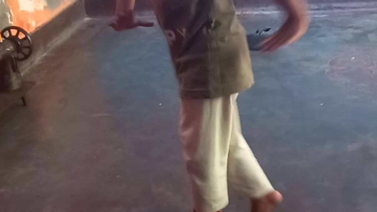 Baby dance