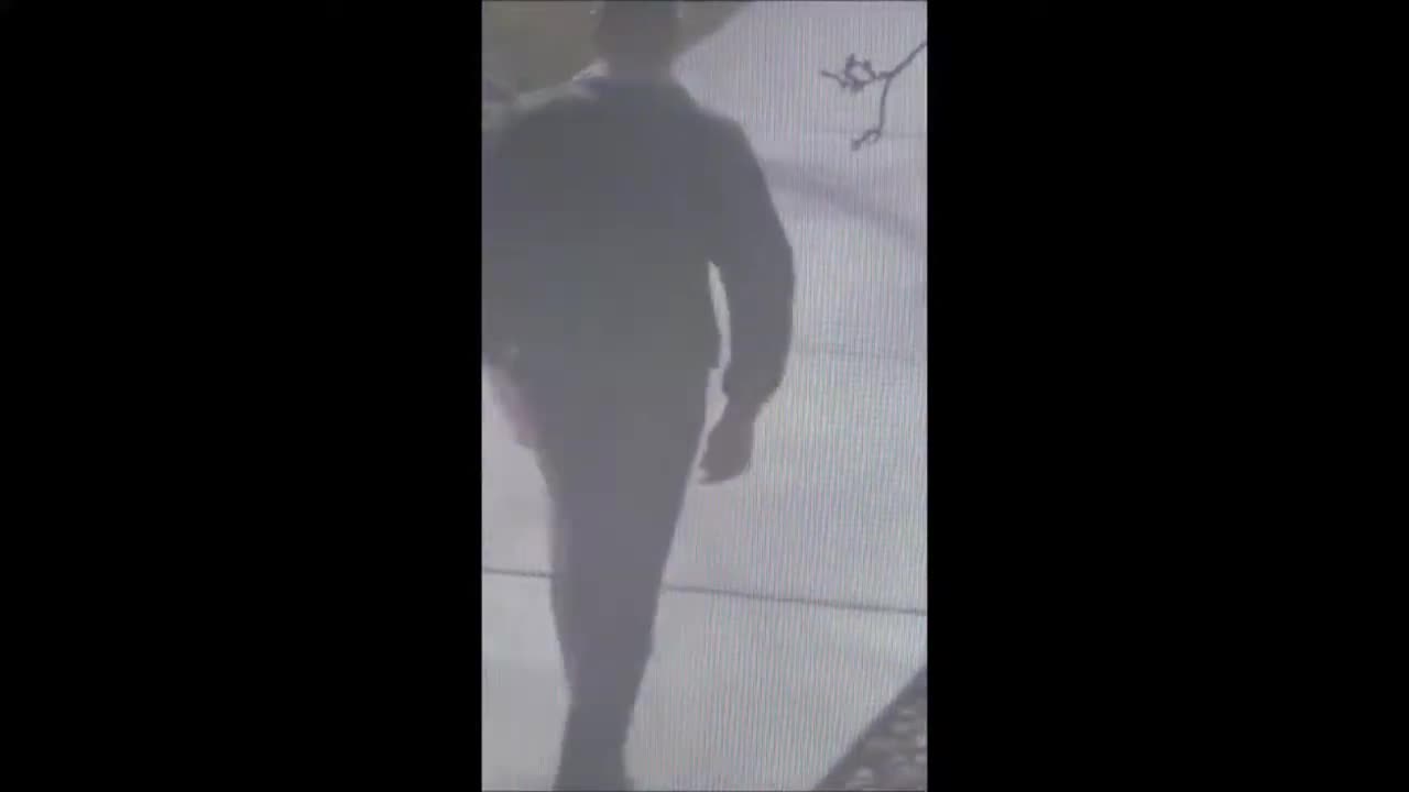 Body Language of a Suspect Walking Away: What Do You Notice?