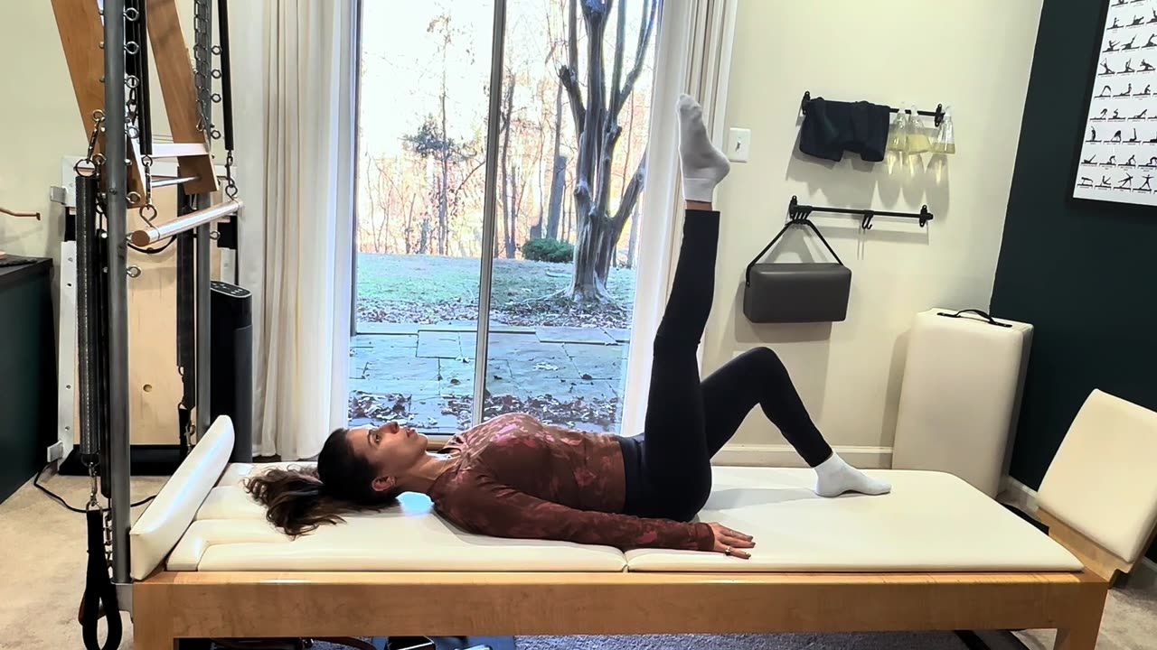 Your gym workouts suck Do this home Pilates routine in less than 10 minutes for a stronger core