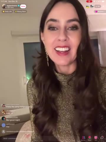 Taylor Lorenz QUITS TikTok Stream As Commenters SLAM Her