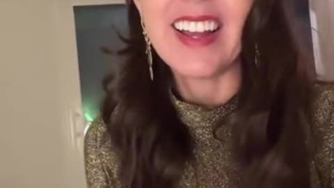 Taylor Lorenz QUITS TikTok Stream As Commenters SLAM Her