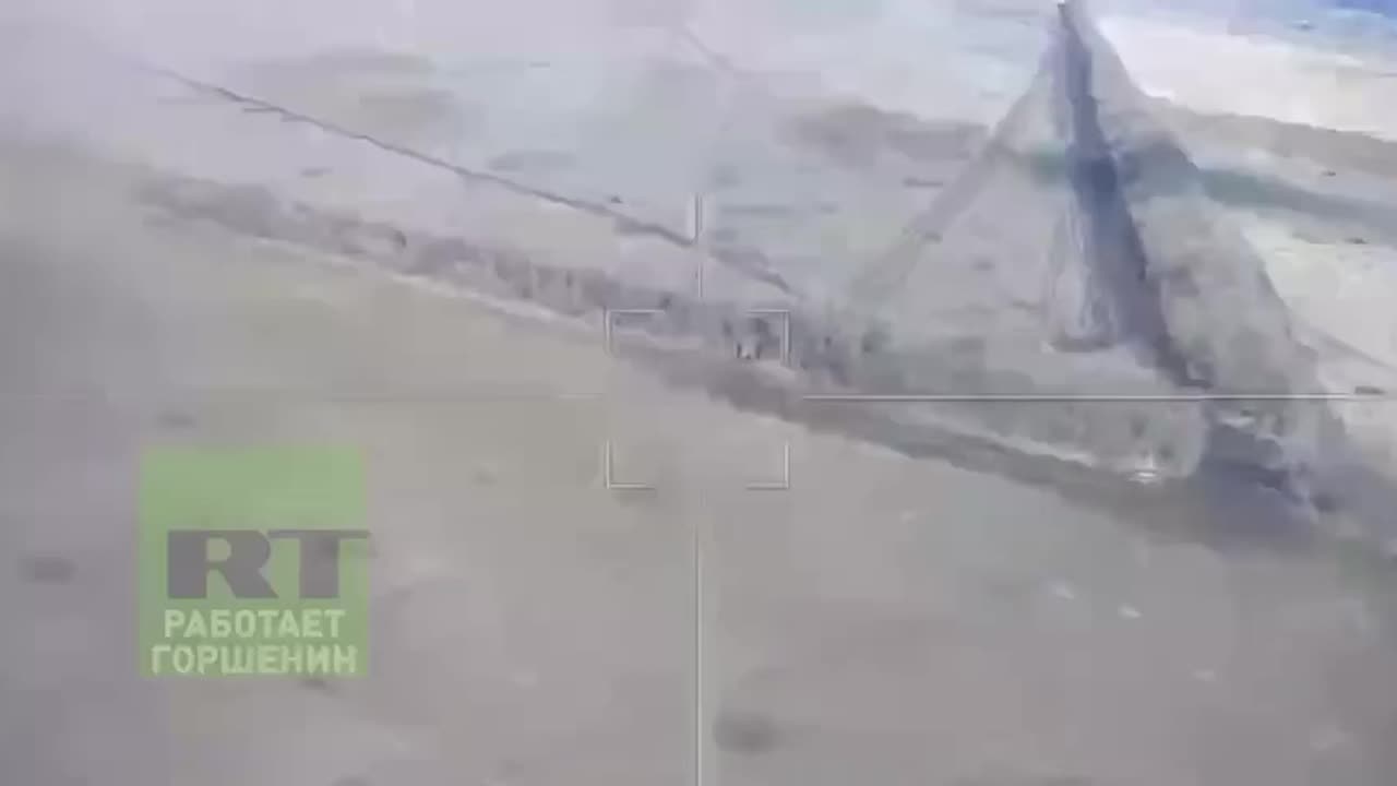 π·πΊπΊπ¦ Russian kamikaze drone destroying Ukrainian M109