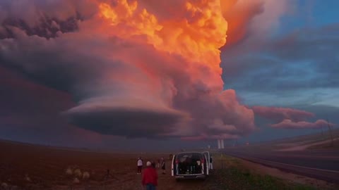 Come and see a painting of clouds