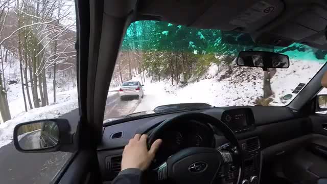 Subaru forester and Bmmw3 Sonw drive video