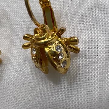 18KGP Ladybug Leverback Earrings. Made with Swarovski Crystal, Faux Pearl